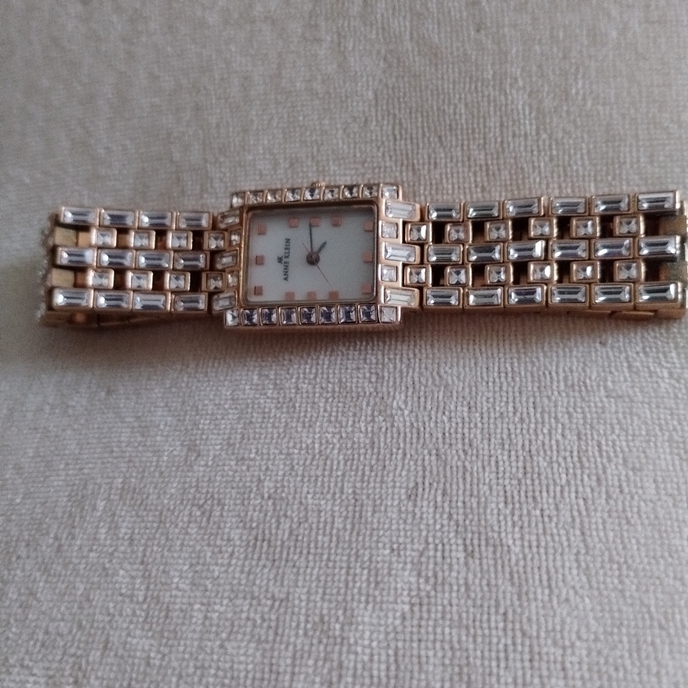 VINTAGE ANNE KLEIN TANK WATCH COVERED IN CRYSTALS, 7" LONG W/Clasp - Picture 2 of 5